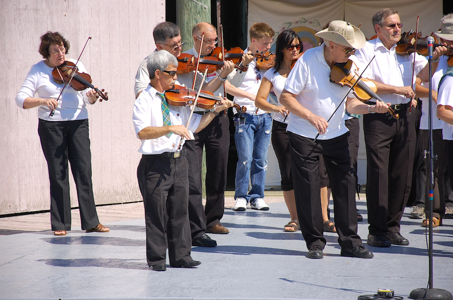 [dsc_5638.jpg] Cape Breton Fiddlers’ Association First Group Number