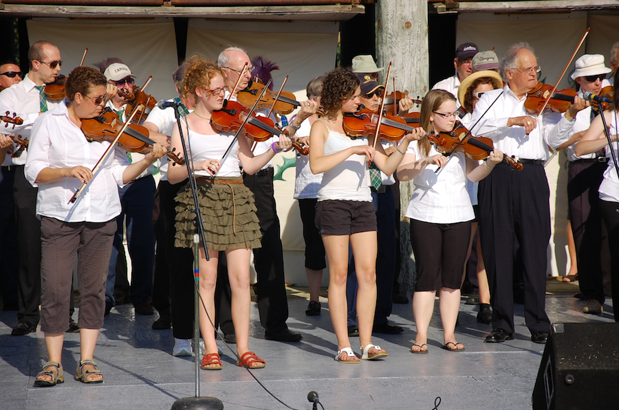 [dsc_5916.jpg] Third Group Number in Tribute to Members of the Cape Breton Fiddlers’ Association Who Have Passed Away Since Last Year