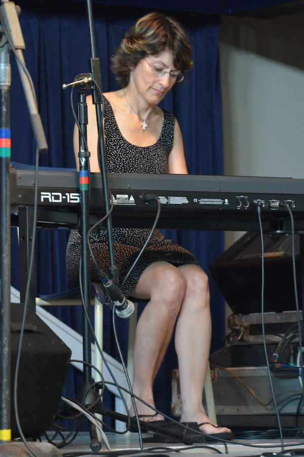Hilda Chiasson on keyboards