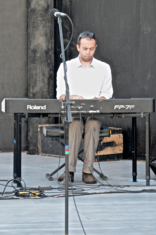 Kolten Macdonell on keyboard