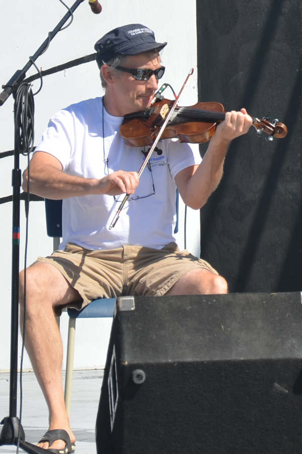 Brian MacDonald on fiddle