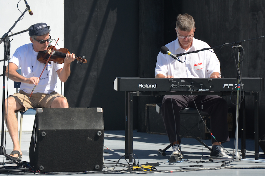 Brian MacDonald on fiddle accompanied by Lawrence Cameron on keyboard