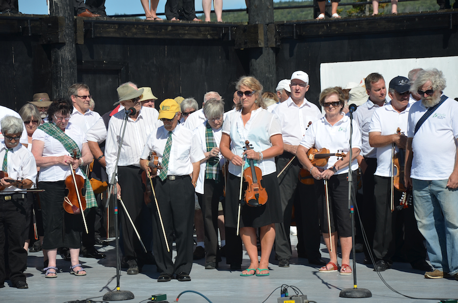 Cape Breton Fiddlers’ Association members during the tribute prayer