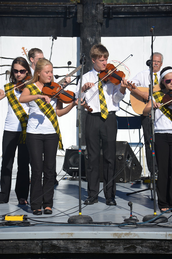 The MacLeod Fiddlers
