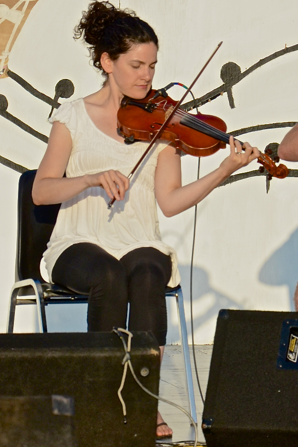 Lisa (Gallant) MacNeil on fiddle
