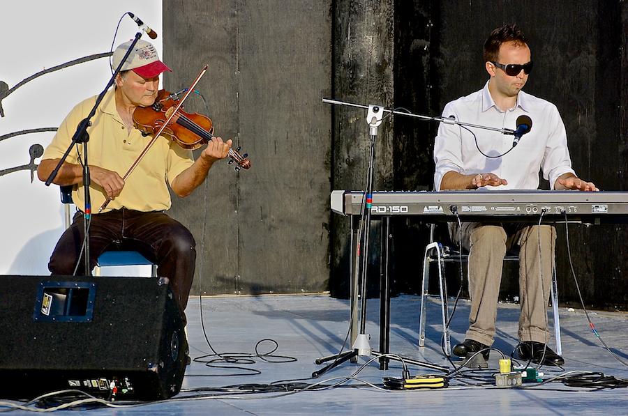 Roger Treat on fiddle accompanied by Kolten MacDonell on keyboard
