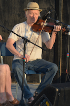 Paul Cranford on fiddle