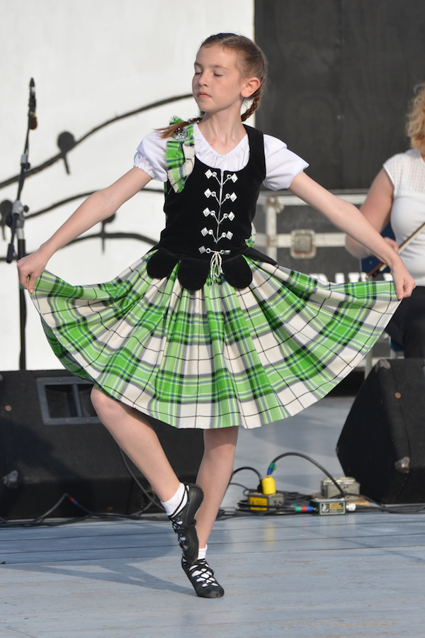 Zoe MacIsaac highland dancing