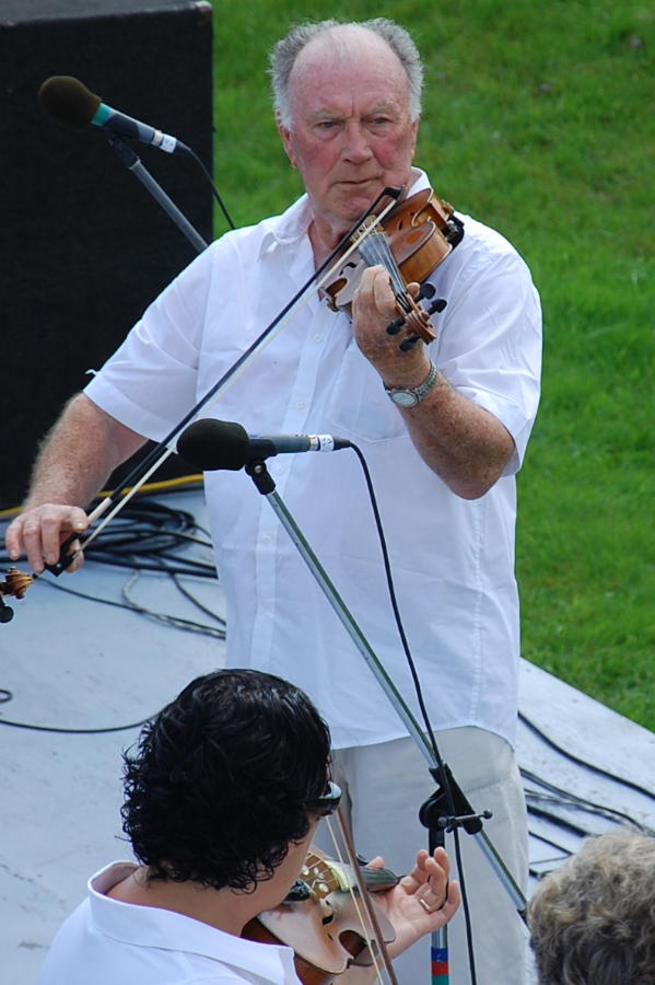 Eddie Rogers directing and on fiddle