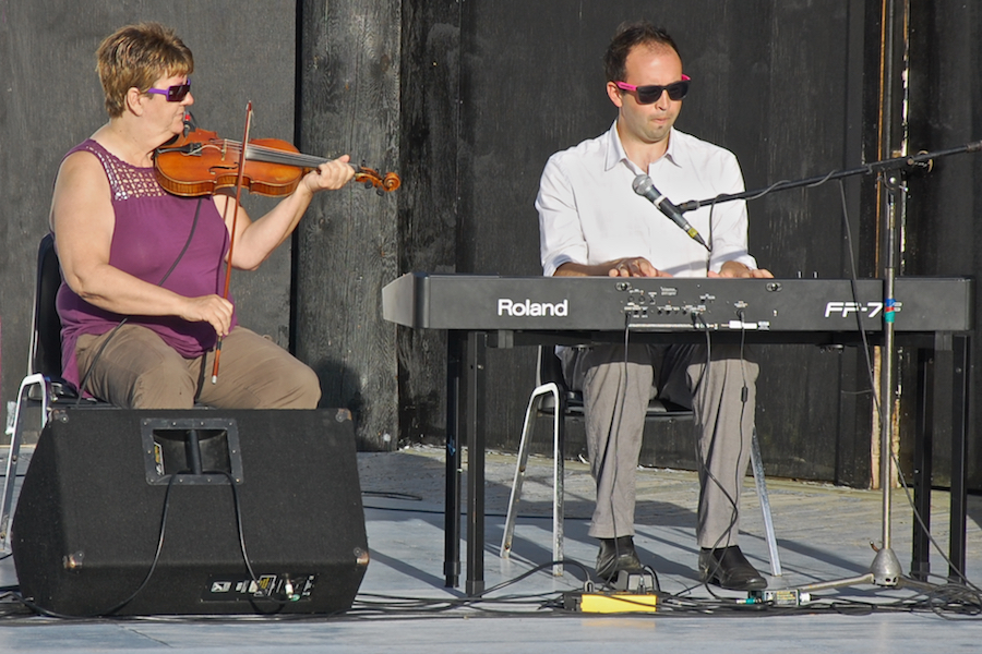 Brenda Stubbert on fiddle accompanied by Kolten MacDonell on keyboard