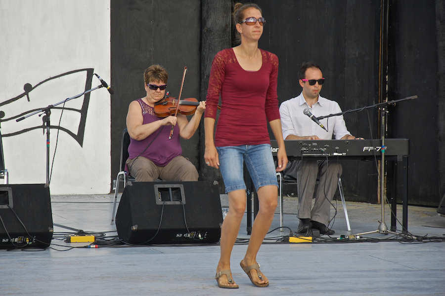 Tracey Bailey step-dancing to the music of Brenda Stubbert on fiddle accompanied by Kolten MacDonell on keyboard