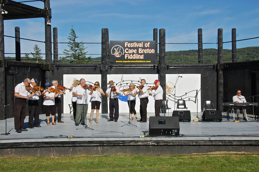 The Feisty Fiddlers, directed by Eddie Rogers and accompanied by Kolten MacDonell on keyboard