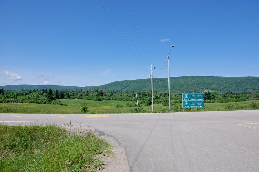 McIntyres Mountain and the Big Ridge from Kingsville