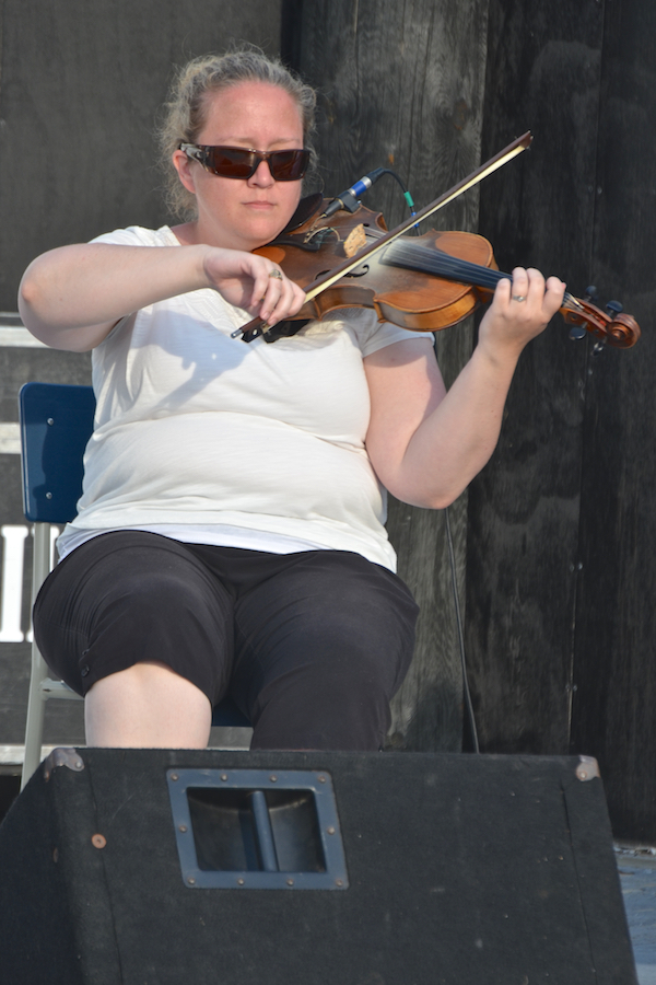 Dara Smith-MacDonald on fiddle