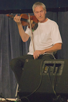 Kinnon Beaton on fiddle