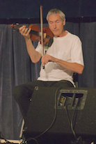 Kinnon Beaton on fiddle