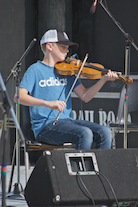 Iain MacQuarrie on fiddle