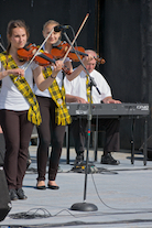 Heather Flipsen, Rachel Campbell, and Ian MacLeod on keyboard