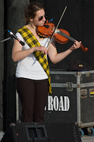 Heather Flipsen on fiddle