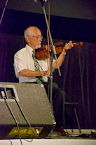 Denis Larade on fiddle